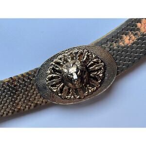 Vintage 1970s Gold Stretch Belt Lion Head Buckle Statement Piece VTG 1970s